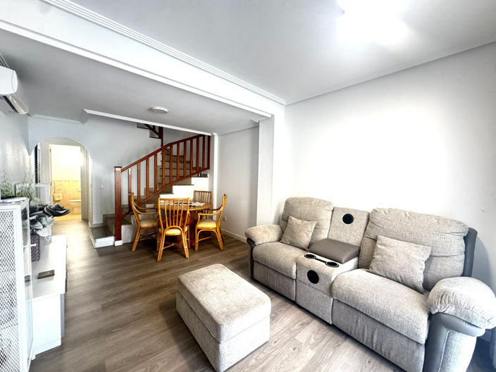 Image No.2-3 Bed Villa for sale