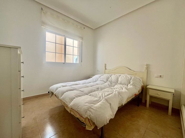 Image No.10-2 Bed Bungalow for sale