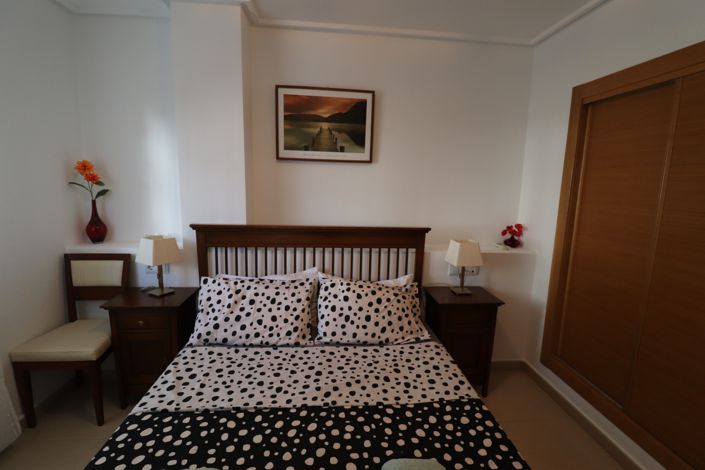 Image No.16-2 Bed Apartment for sale