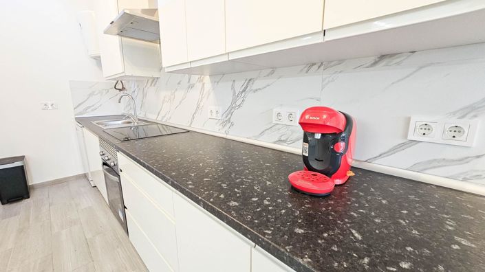 Image No.8-2 Bed Townhouse for sale