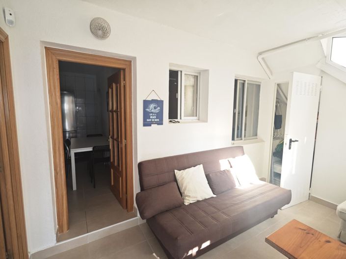 Image No.21-2 Bed Bungalow for sale