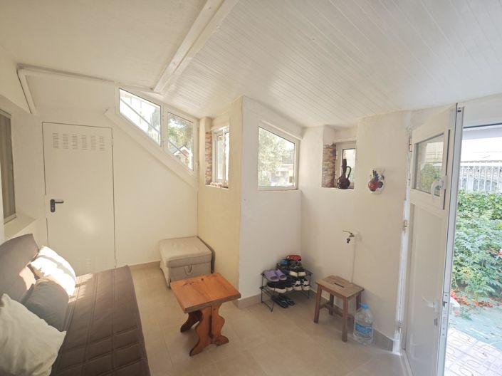 Image No.23-2 Bed Bungalow for sale