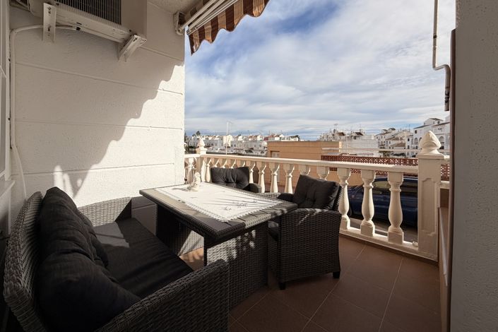 Image No.2-Appartement de 2 chambres à vendre à Torrevieja