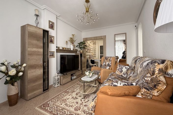 Image No.5-2 Bed Apartment for sale