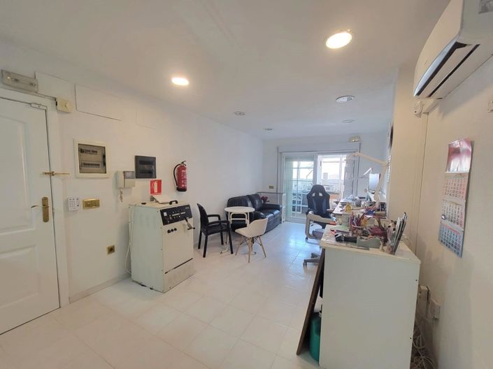 Image No.2-Appartement de 2 chambres à vendre à Torrevieja