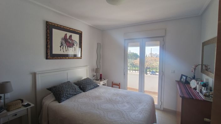 Image No.17-2 Bed Apartment for sale