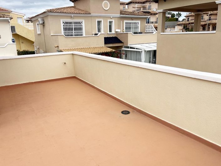 Image No.19-3 Bed Duplex for sale