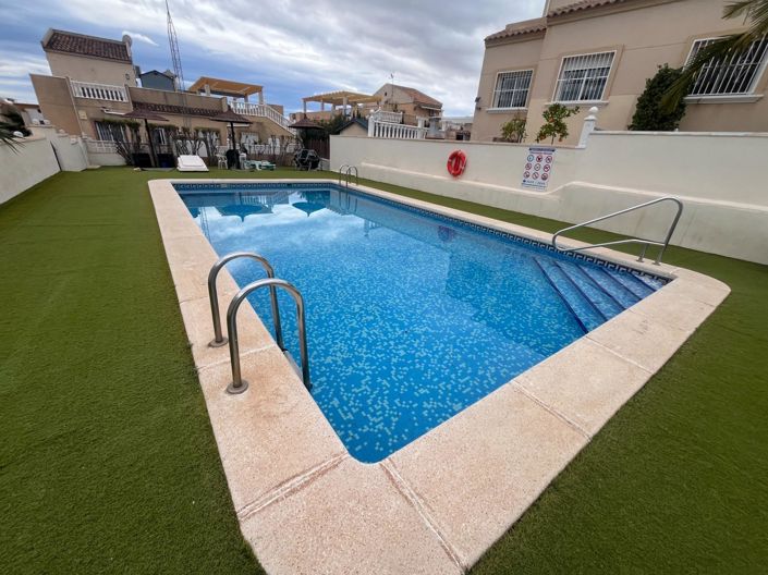 Image No.2-Duplex de 3 chambres à vendre à San Miguel de Salinas