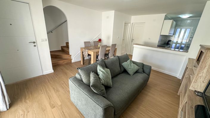 Image No.25-3 Bed Duplex for sale