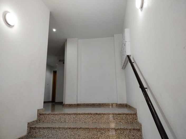 Image No.20-2 Bed Apartment for sale