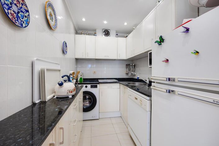 Image No.13-1 Bed Apartment for sale