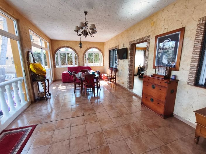 Image No.23-4 Bed Villa for sale