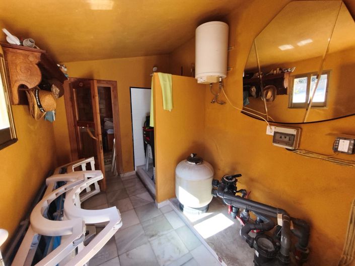 Image No.50-2 Bed Villa for sale