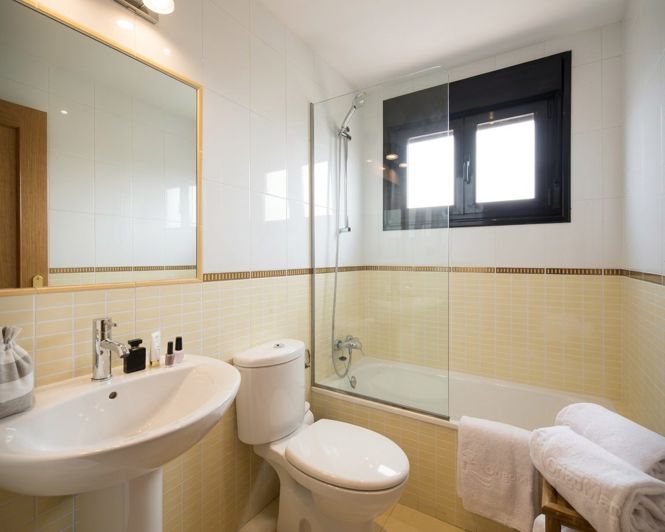 Image No.28-1 Bed Villa for sale