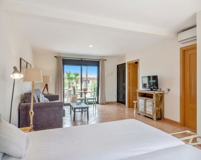 Image No.32-1 Bed Villa for sale