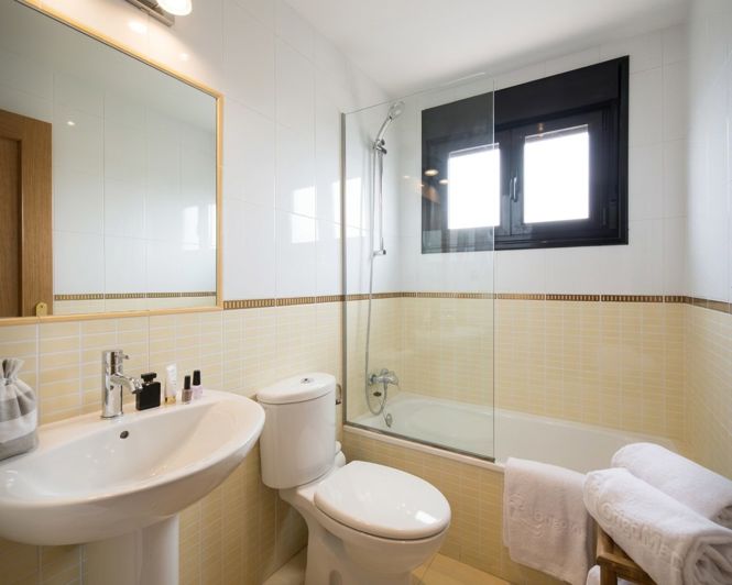 Image No.29-3 Bed Villa for sale
