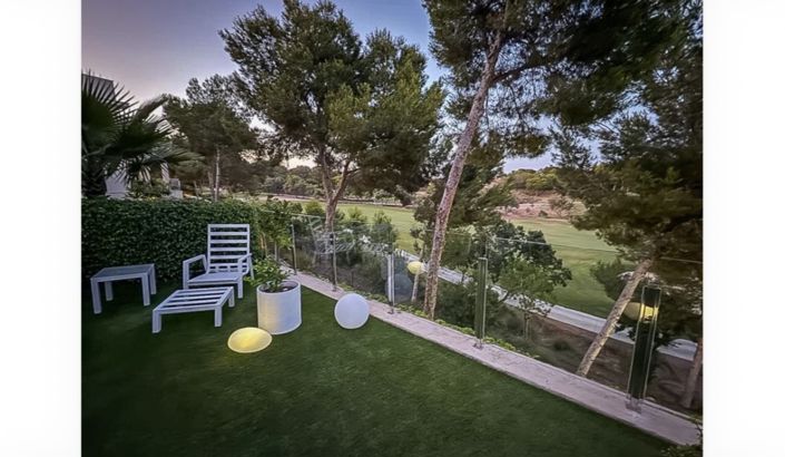 Image No.18-2 Bed Apartment for sale