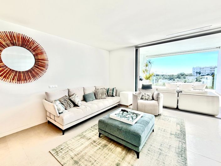 Image No.16-2 Bed Apartment for sale