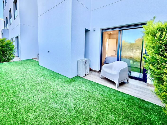 Image No.18-2 Bed Apartment for sale