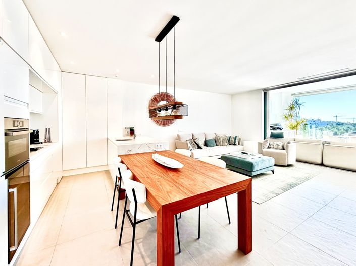 Image No.3-2 Bed Apartment for sale