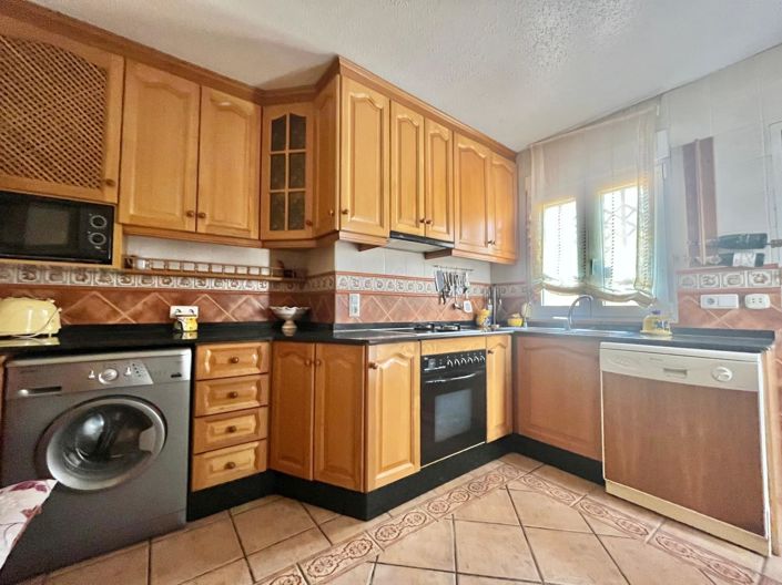 Image No.15-2 Bed Villa for sale