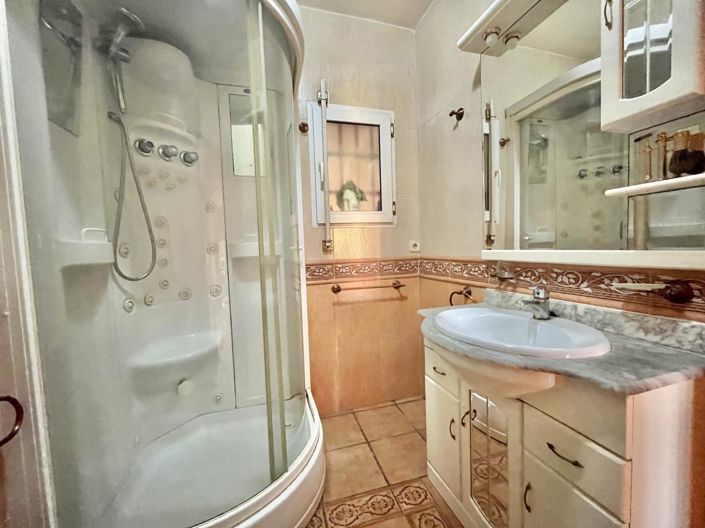 Image No.24-2 Bed Villa for sale