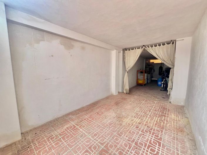 Image No.25-2 Bed Villa for sale