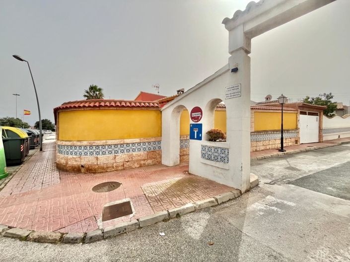 Image No.29-2 Bed Villa for sale