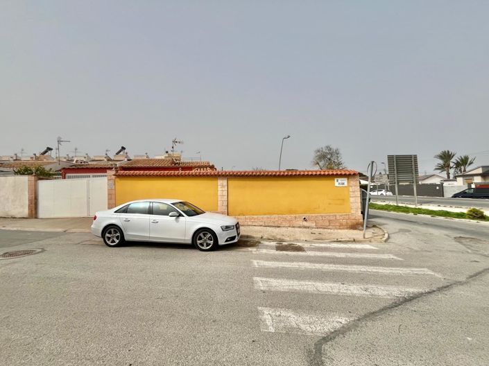 Image No.32-2 Bed Villa for sale