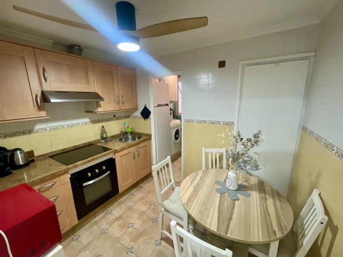 Image No.8-2 Bed Apartment for sale