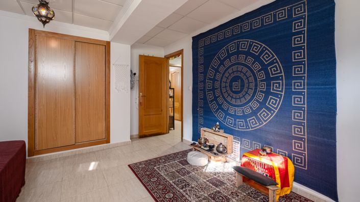 Image No.37-6 Bed Villa for sale