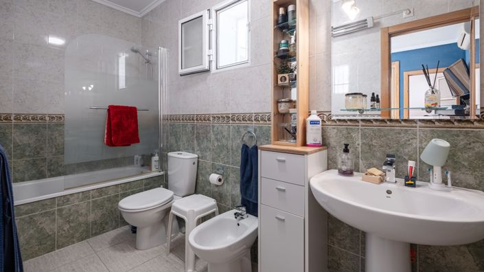 Image No.43-6 Bed Villa for sale