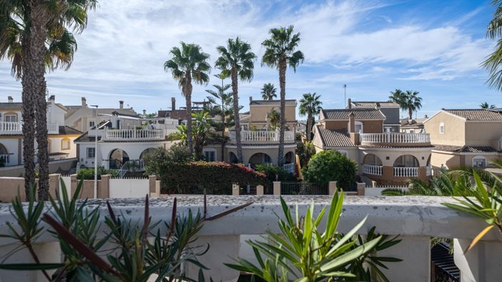 Image No.47-6 Bed Villa for sale