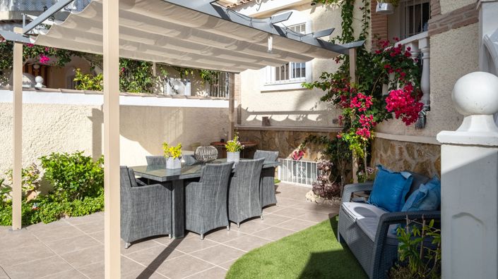 Image No.6-6 Bed Villa for sale