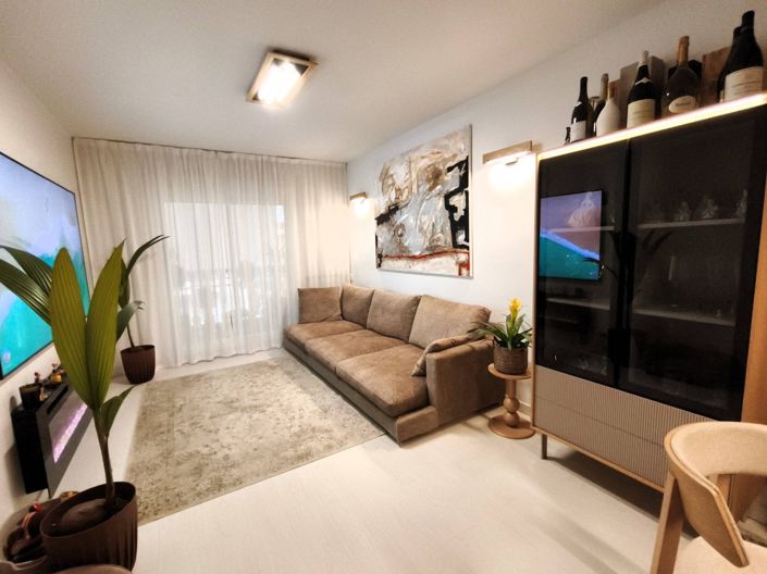 Image No.14-2 Bed Apartment for sale