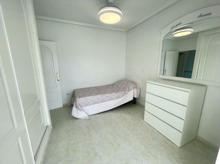 Image No.6-2 Bed Bungalow for sale