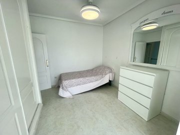 bedroom-2-csh145
