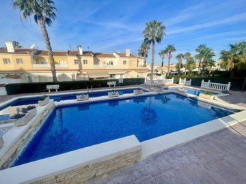 community-pool-2-csh145