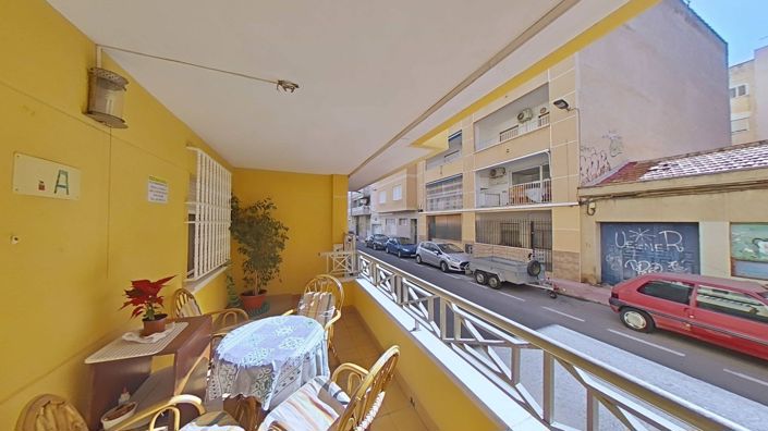 Image No.3-Appartement de 4 chambres à vendre à Torrevieja