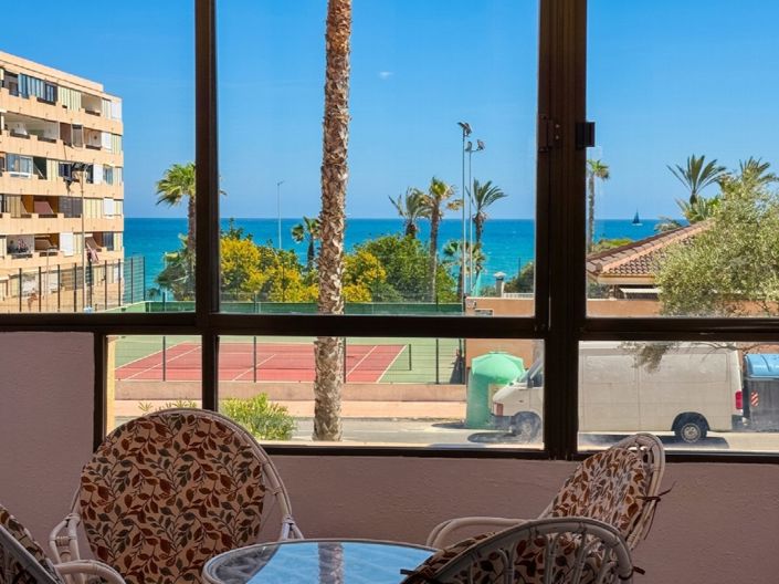 Image No.2-Propriété de 3 chambres à vendre à Torrevieja