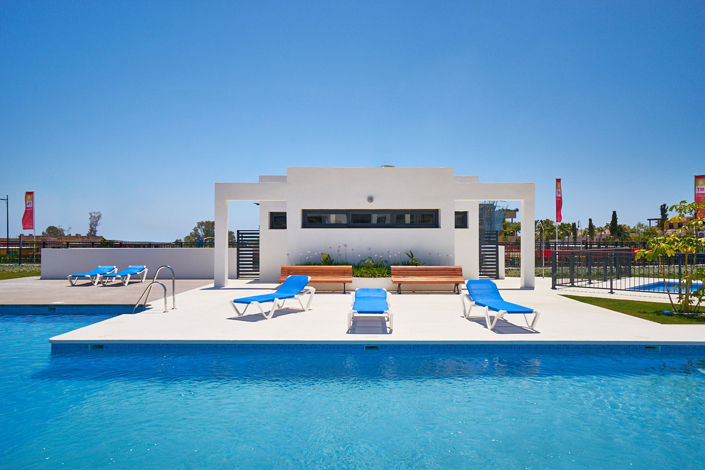 Image No.25-2 Bed Property for sale