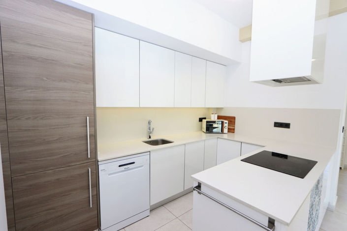 Image No.12-3 Bed House for sale