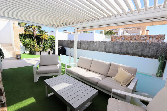 Image No.24-3 Bed House for sale