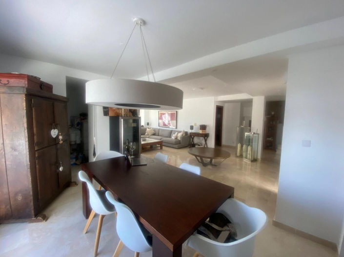 Image No.10-5 Bed Apartment for sale