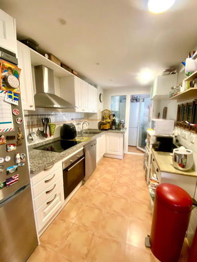 Image No.11-5 Bed Apartment for sale