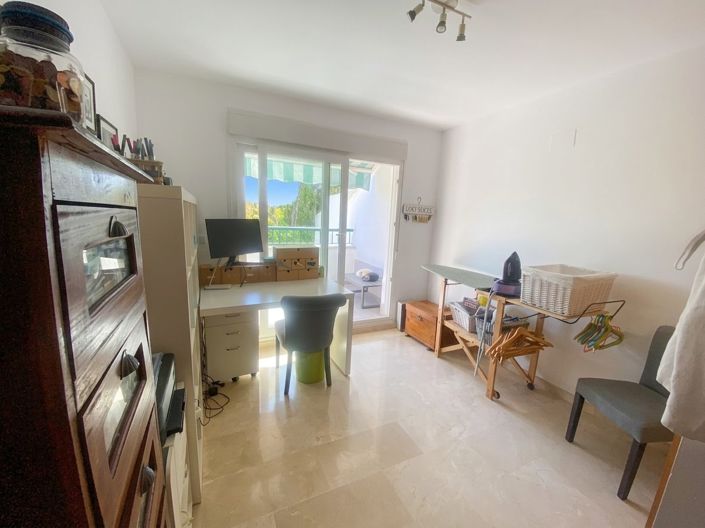 Image No.13-5 Bed Apartment for sale