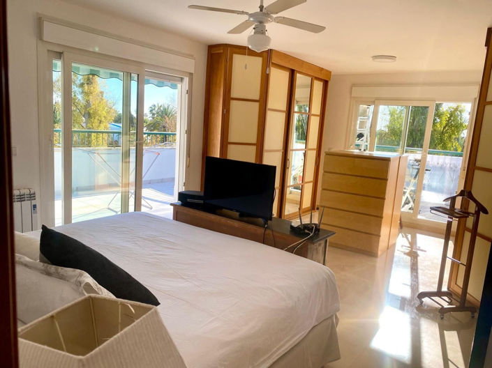 Image No.17-5 Bed Apartment for sale