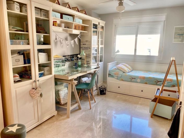 Image No.27-5 Bed Apartment for sale