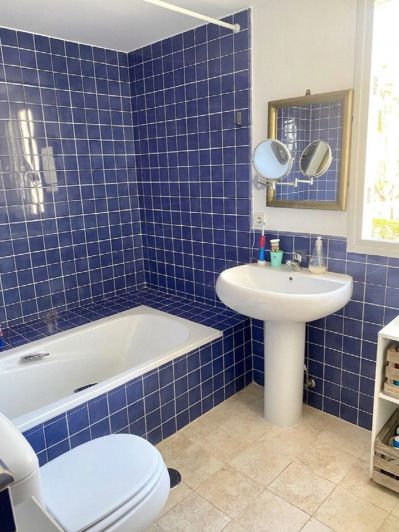 Image No.31-5 Bed Apartment for sale