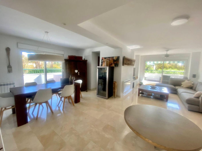 Image No.5-5 Bed Apartment for sale